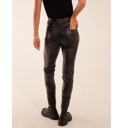 Camouflage PU Leather Skinny Jean